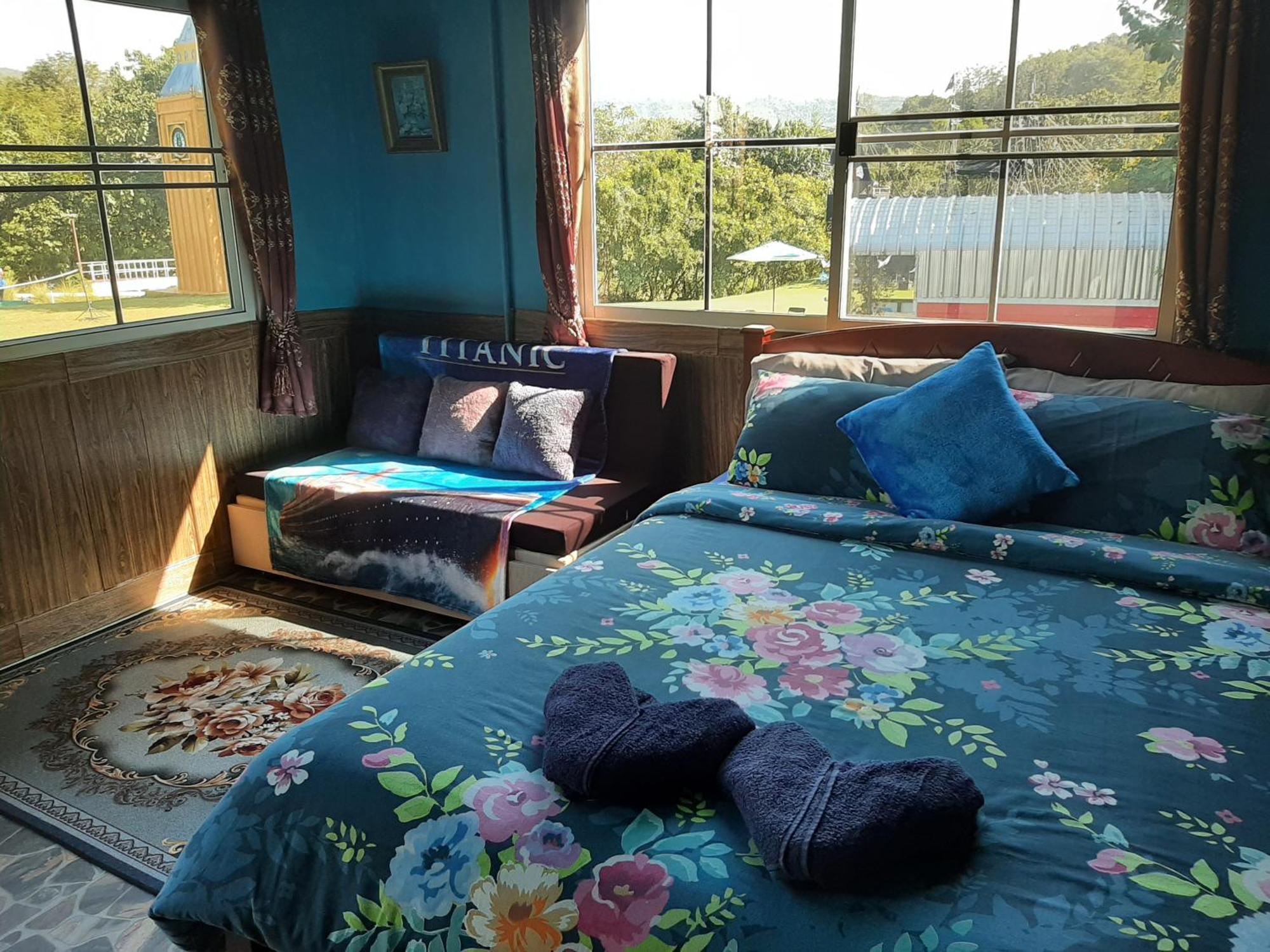 Titanic Park Bed & Breakfast Ban Bo  Room photo